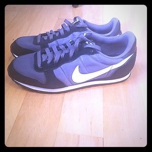 NIKE retro shoes